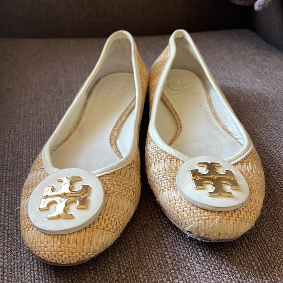 Tory Burch Reva Raffia Straw Ballet Flat - Picture 4 of 8